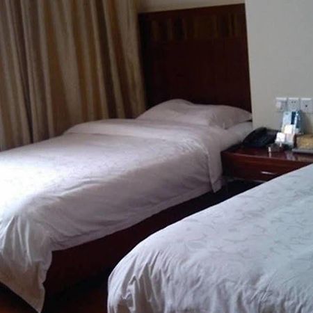 Zhanjiang Joyful Hotel Zhenhai (Hainan) Bagian luar foto