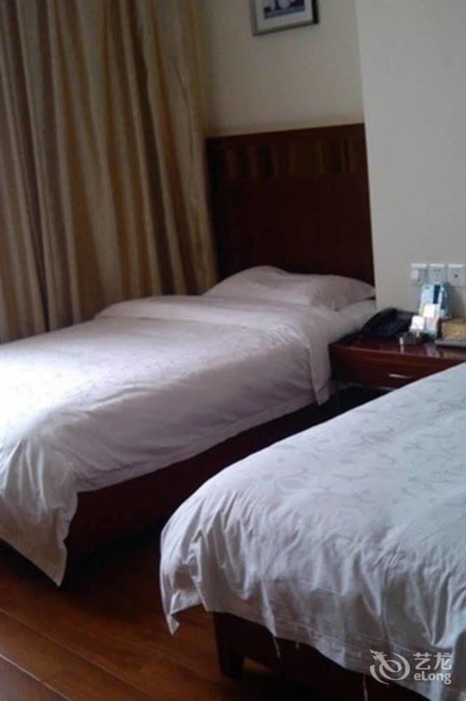 Zhanjiang Joyful Hotel Zhenhai (Hainan) Bagian luar foto